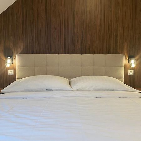 Reich Motel Веленье Экстерьер фото